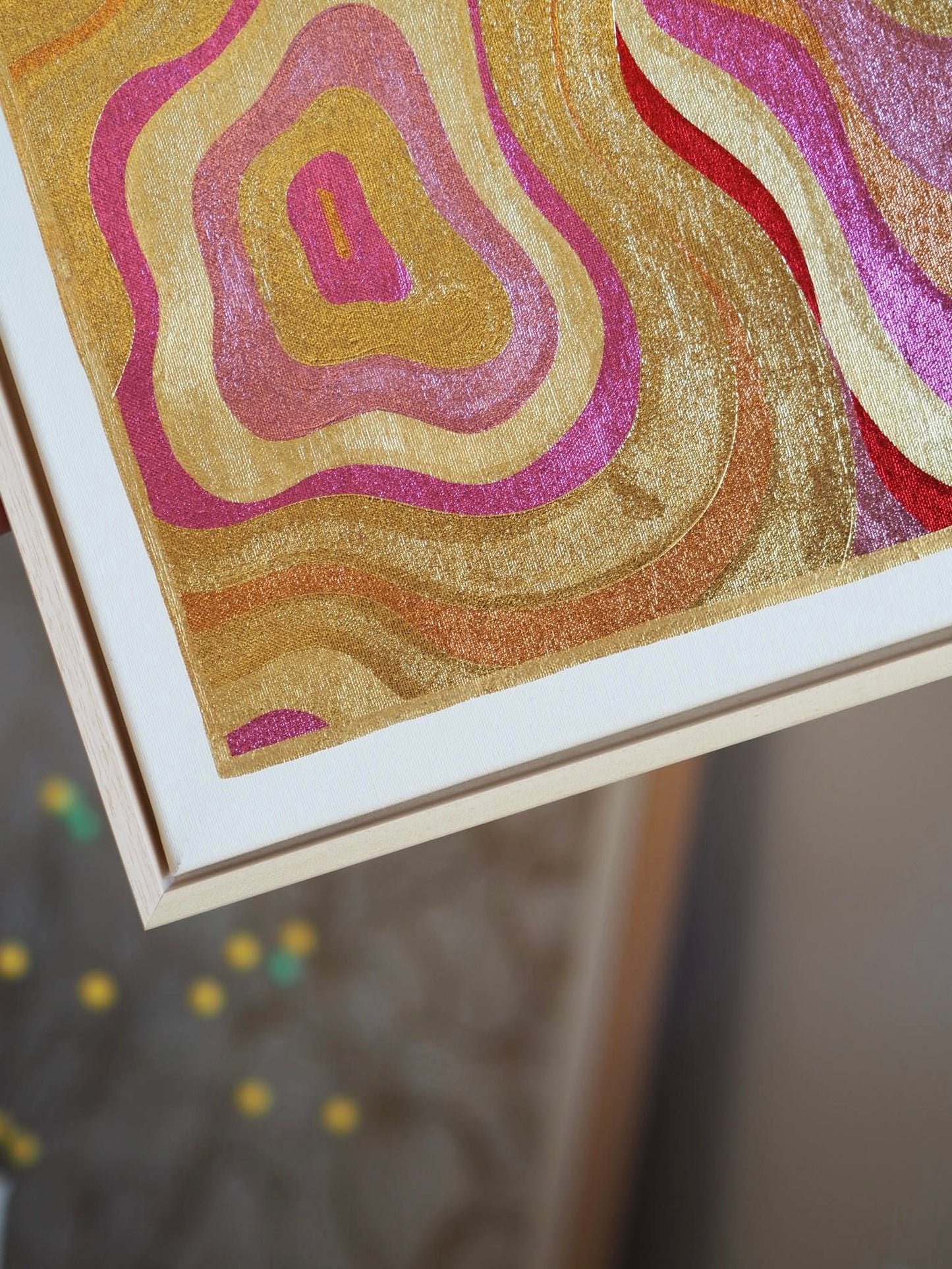 MESMERIZED (40w x 50h cm)