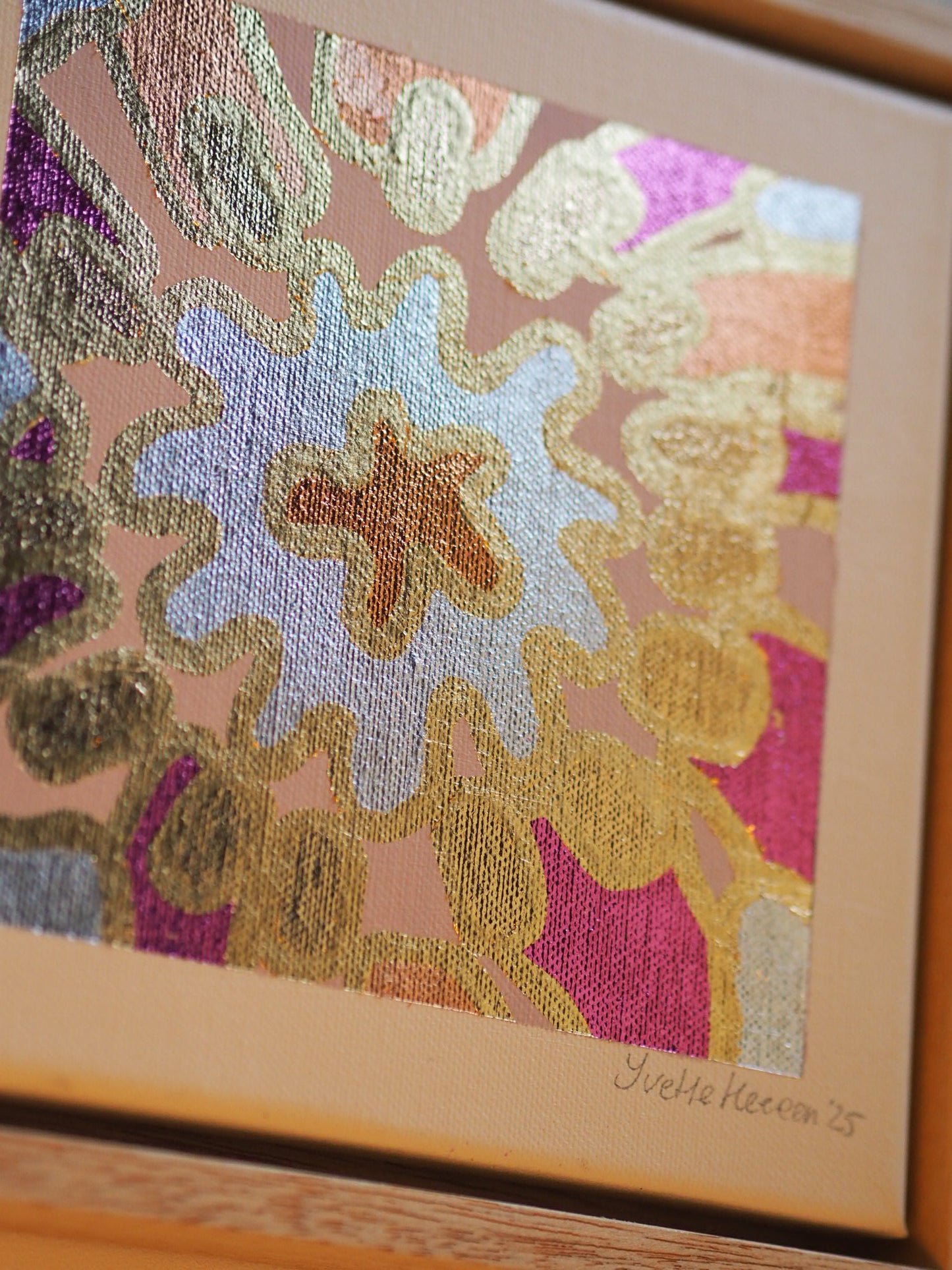 COSMIC BLOOM (20w x 20h cm)