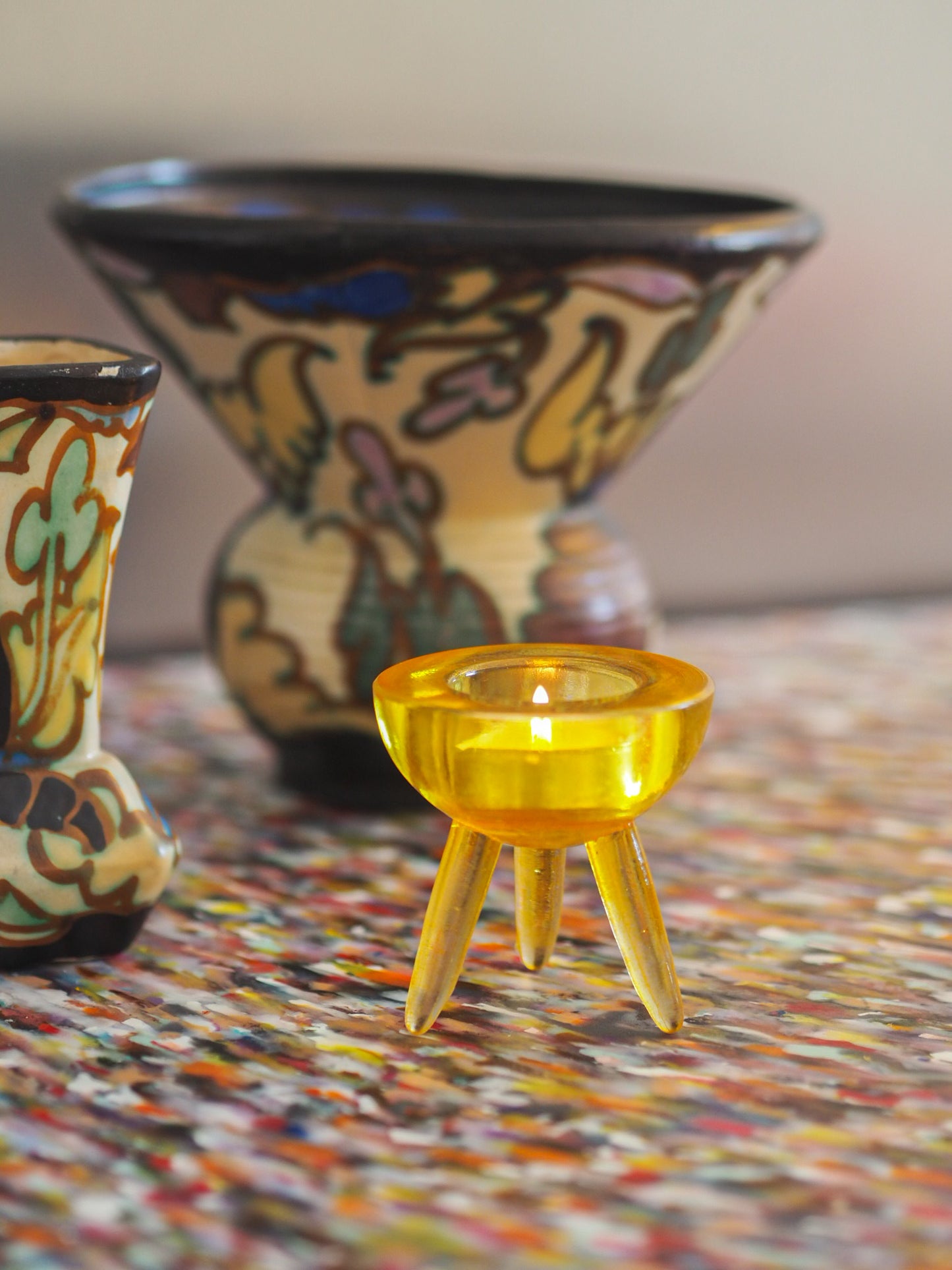 TEA LIGHT HOLDER - YELLOW GLASS