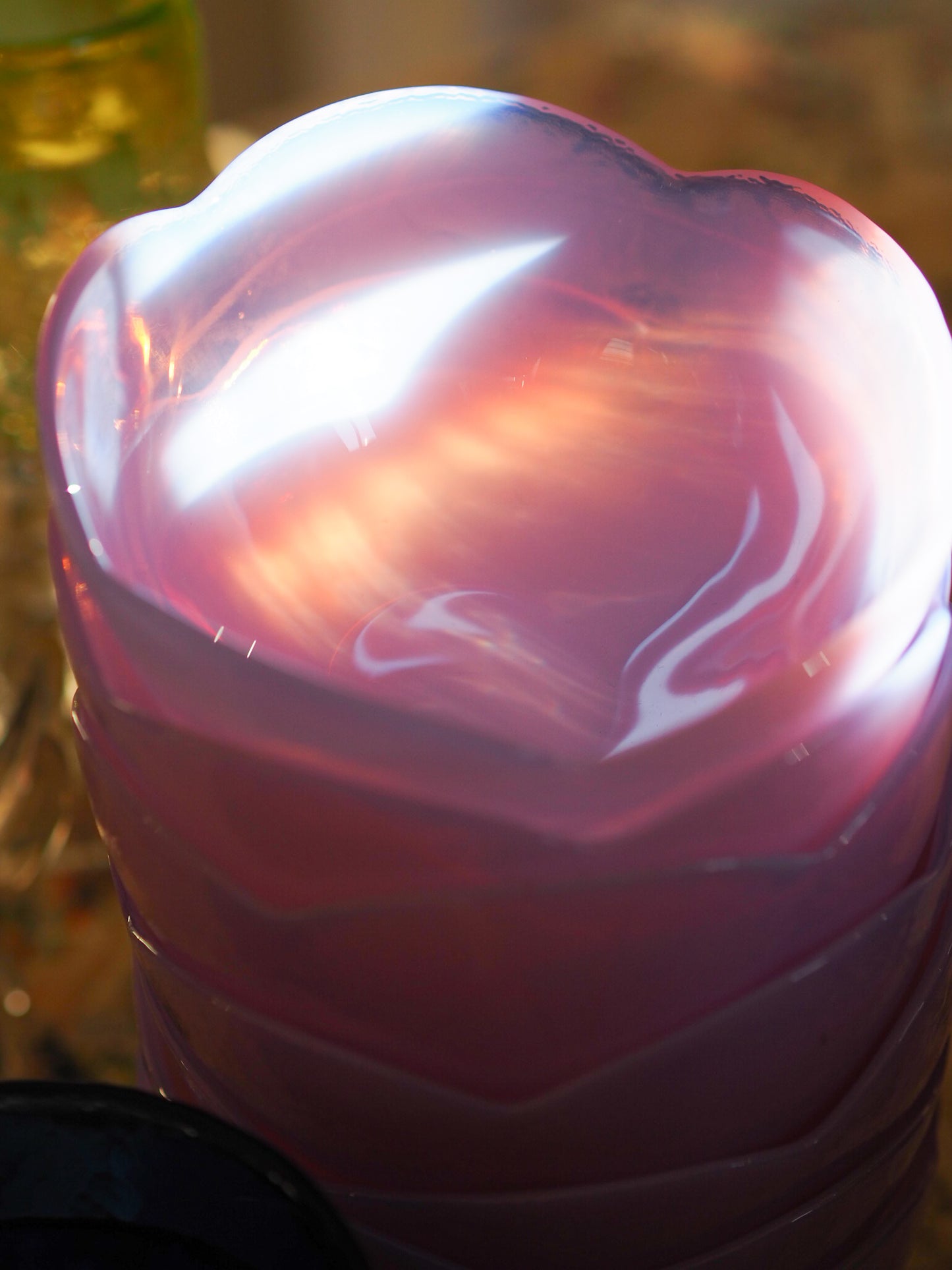 GLASS BOWL - ITALIAN YALOS IRIDESCENT