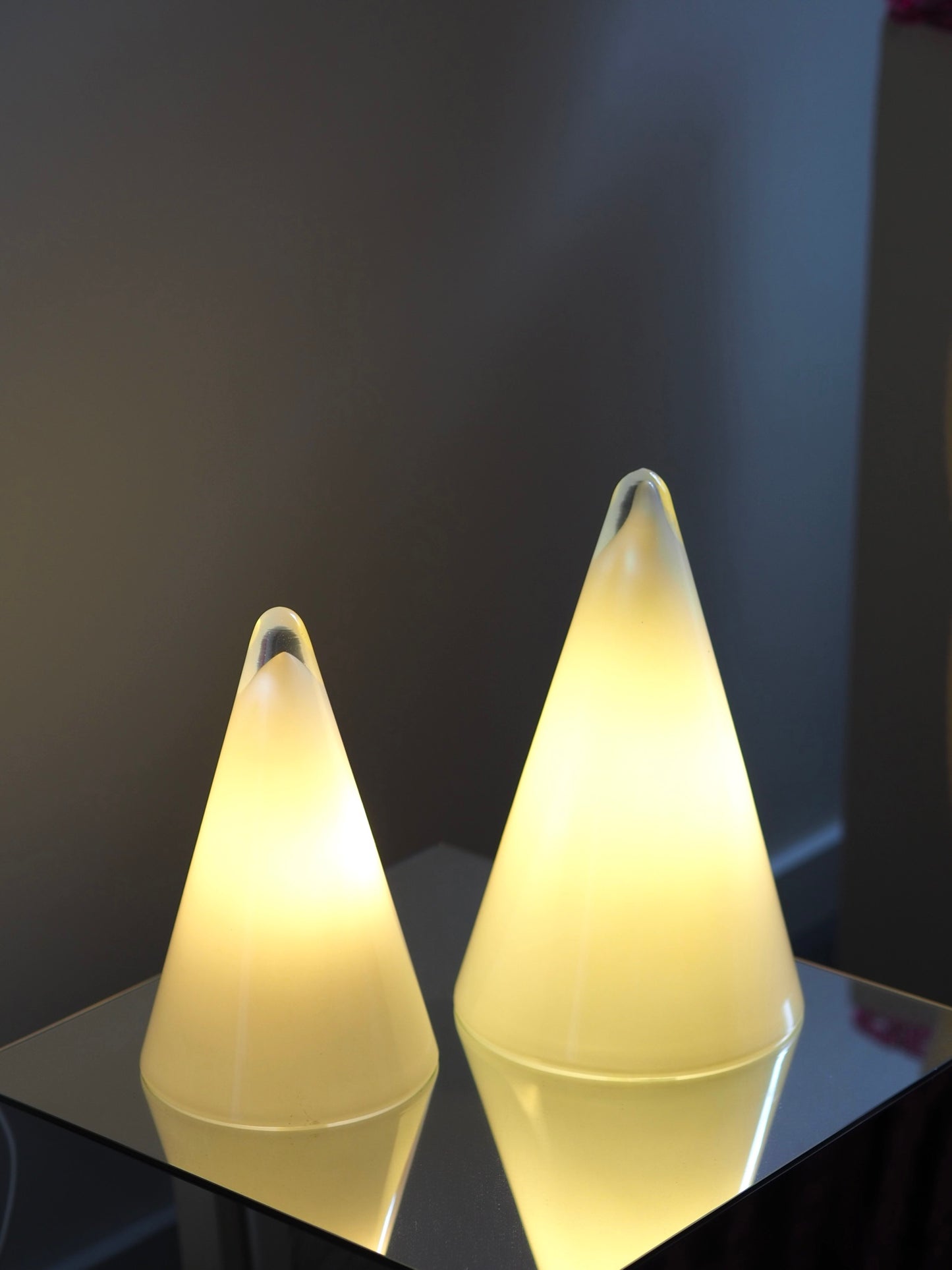SET OF TWO TEEPEE LAMPS - ILU DI VETRO