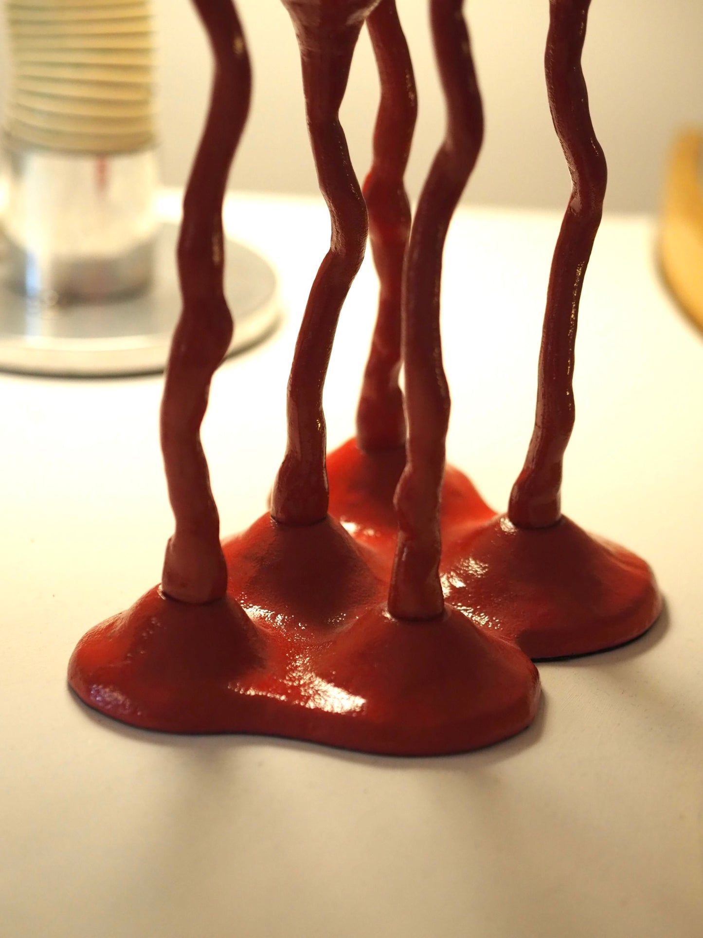 CAST IRON CANDLE HOLDER - RED