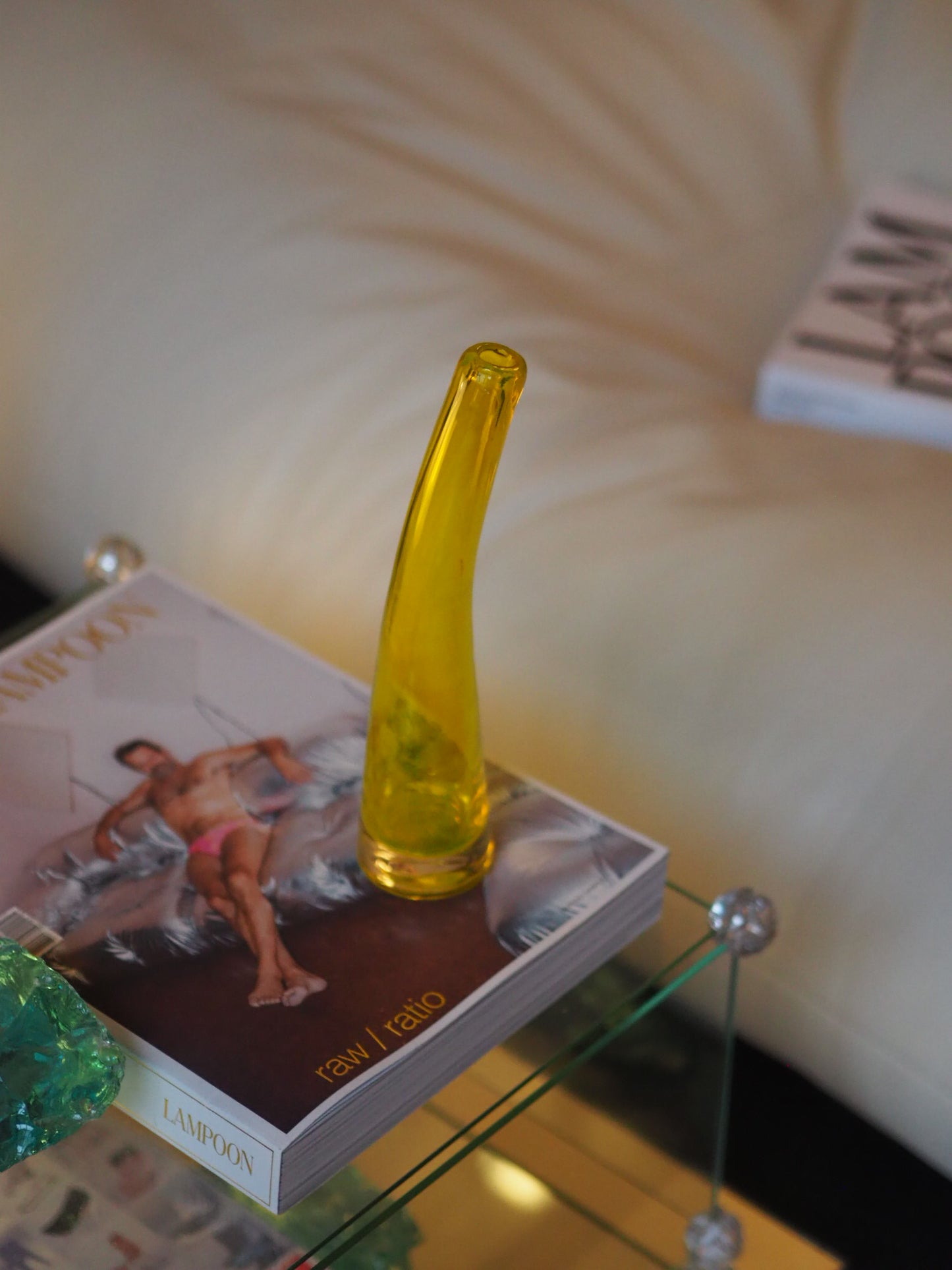 GLASS VASE - YELLOW